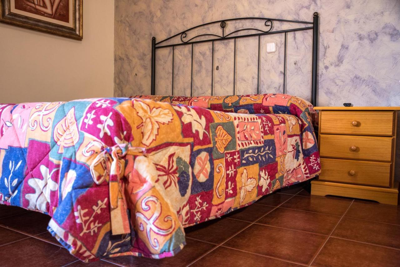 Hospedaje Rural Casa Parri Poveda de la Sierra Dış mekan fotoğraf